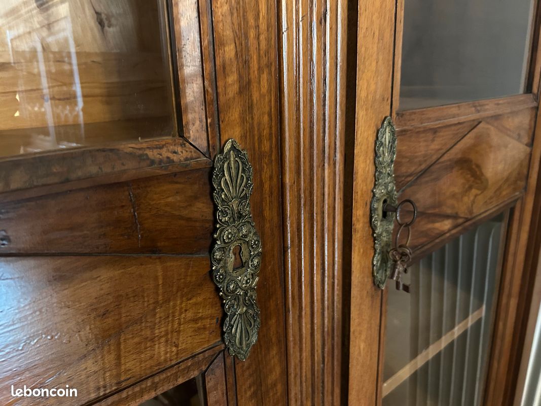 Meuble antiquités (image 2)