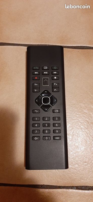 Télécommande Vocale Avec Clavier Pour La Box SFR - Neuf D'origine Sous Blister