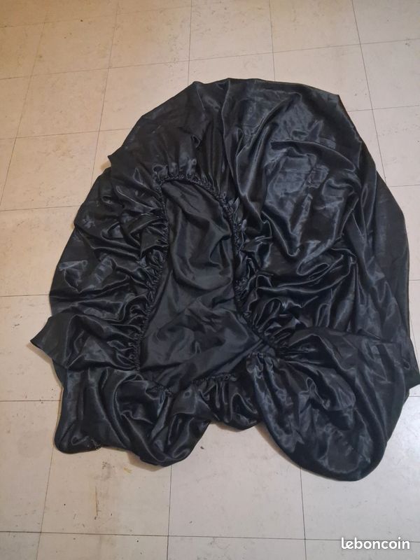 Vends parure de lit en satin (image 3)