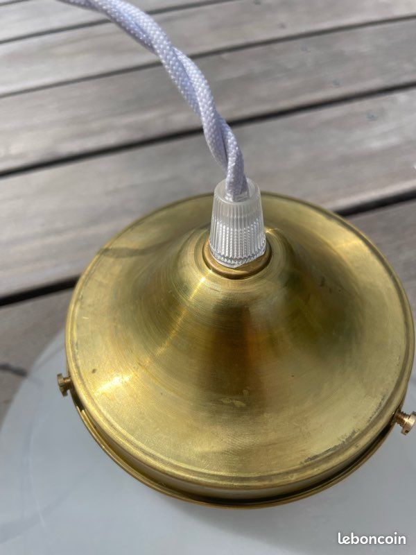 Ancien Globe opaline de couleur soleil chateau bateau suspension griffe