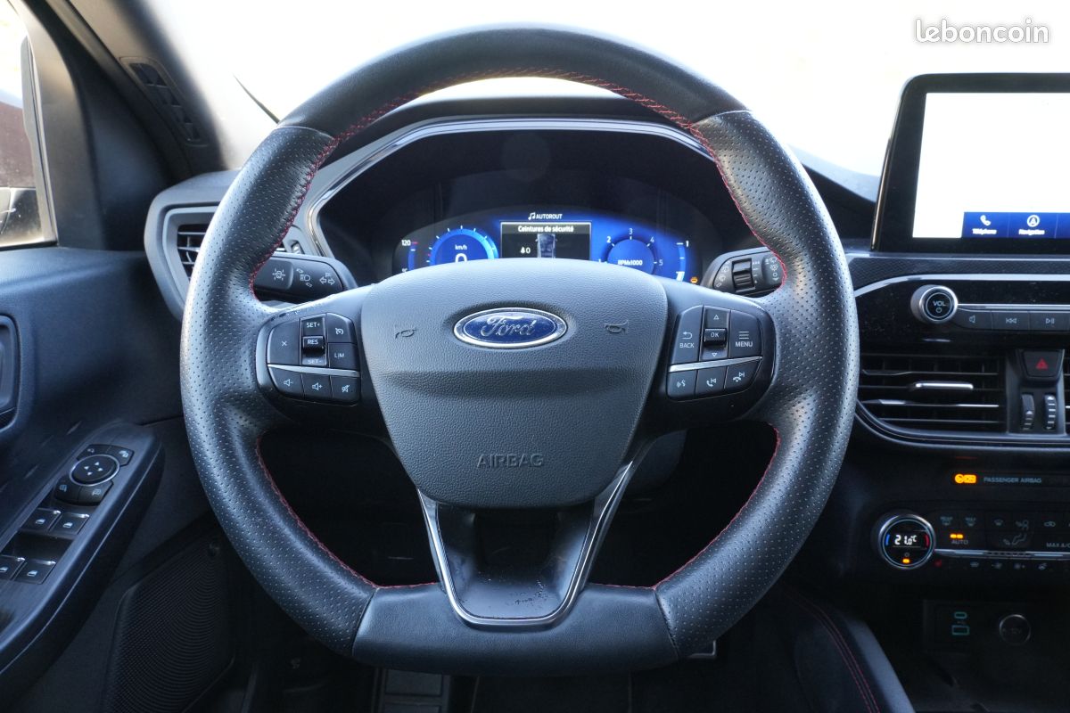 FORD Kuga III 1.5 ECOBLUE 120 ST-LINE X (image 13)