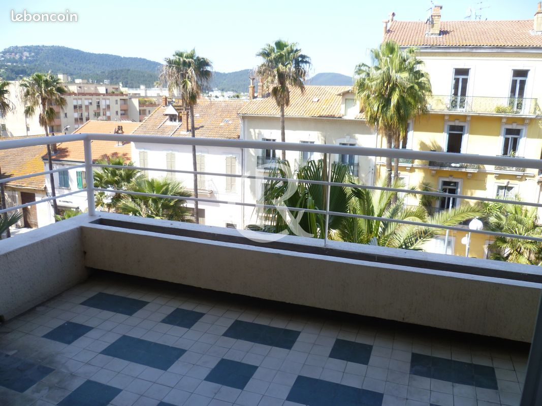 Appartement 4 pièces 80 m² · à Hyères · 80 m² · 1 161 €/mois