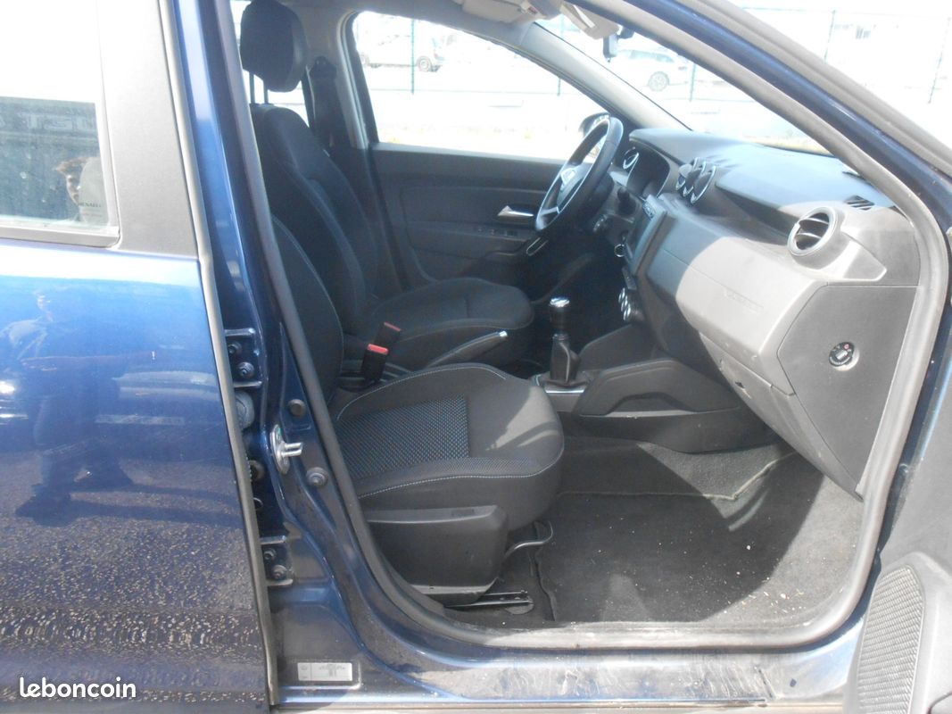 DACIA DUSTER Blue dCi 115 4x2 Confort (image 10)