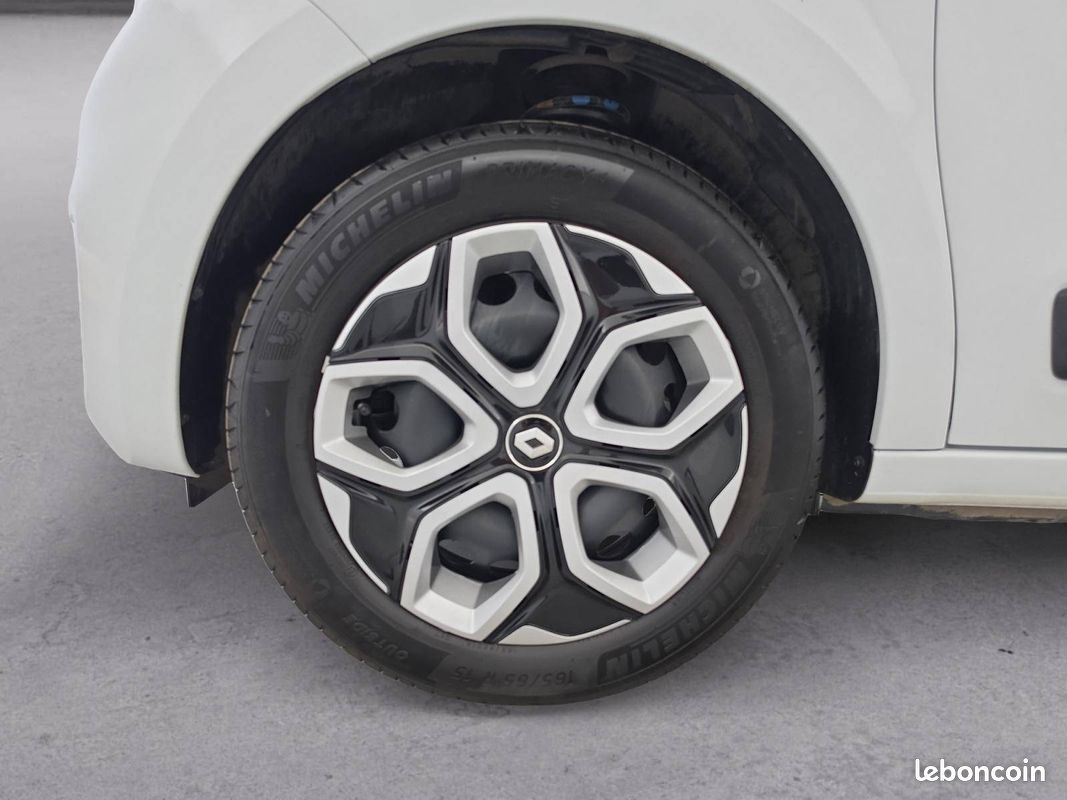 RENAULT Twingo III SCe 65 Equilibre (image 19)