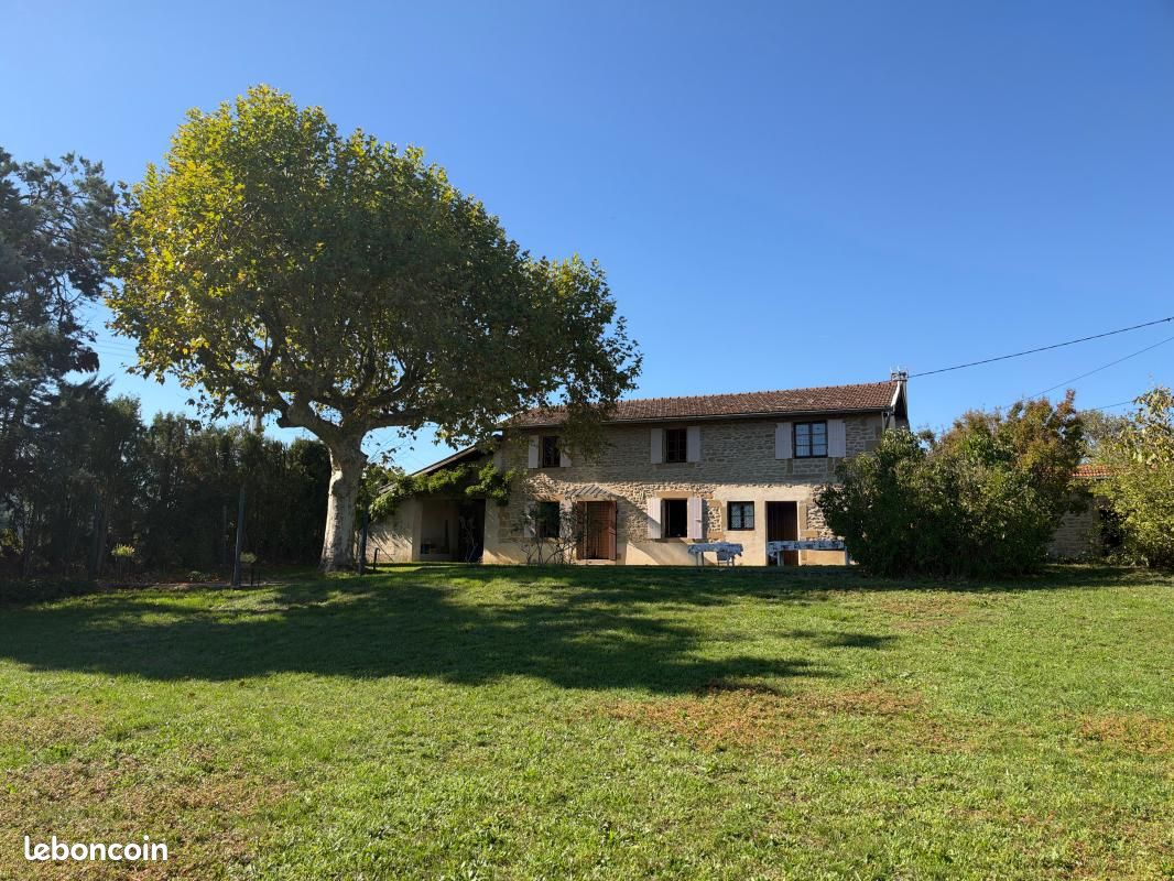 Maison 4 pièces 108 m² · à Bren · 108 m² · 265 000 €
