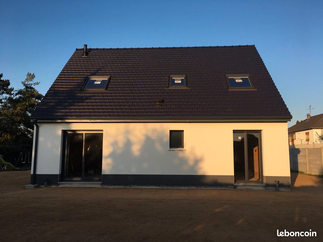 Maison 5 pièces 115 m² · à Thieulloy-l'Abbaye · 115 m² · 233 600 €