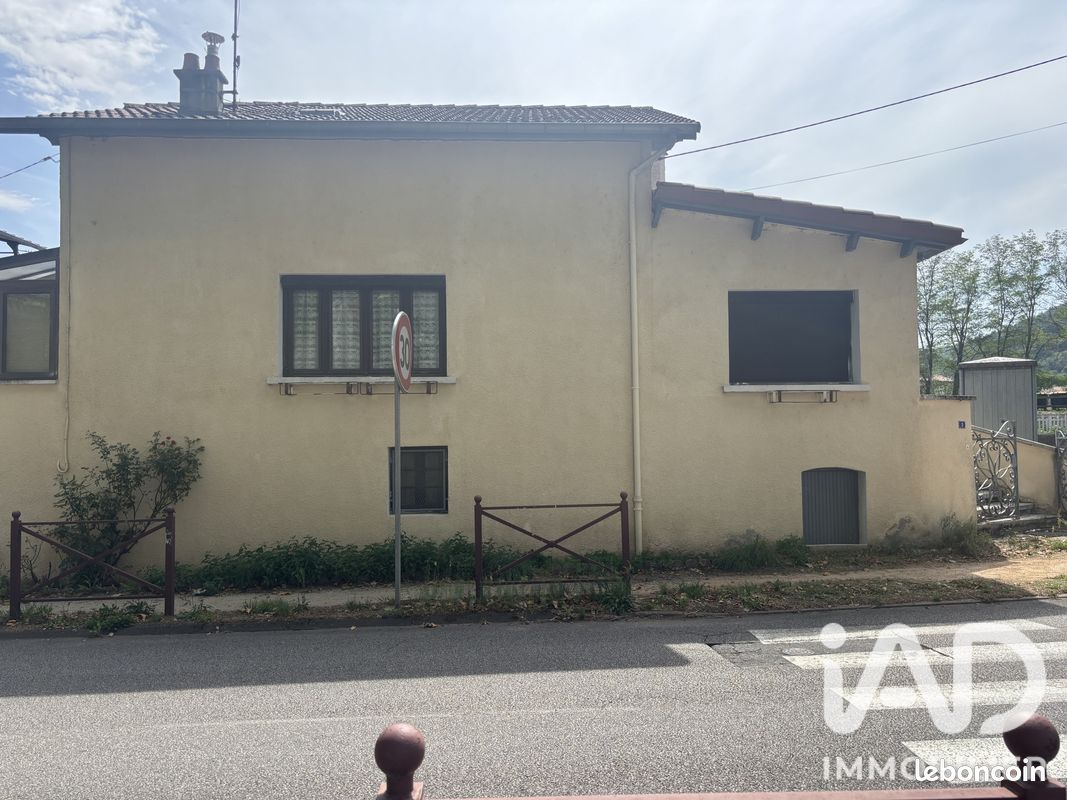 Maison 4 pièces 80 m² · à Vorey · 80 m² · 60 000 €