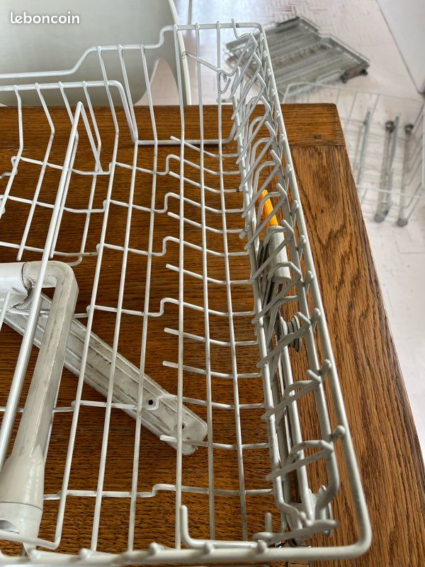 2 Pièce principale lave vaisselle Miele (image 5)