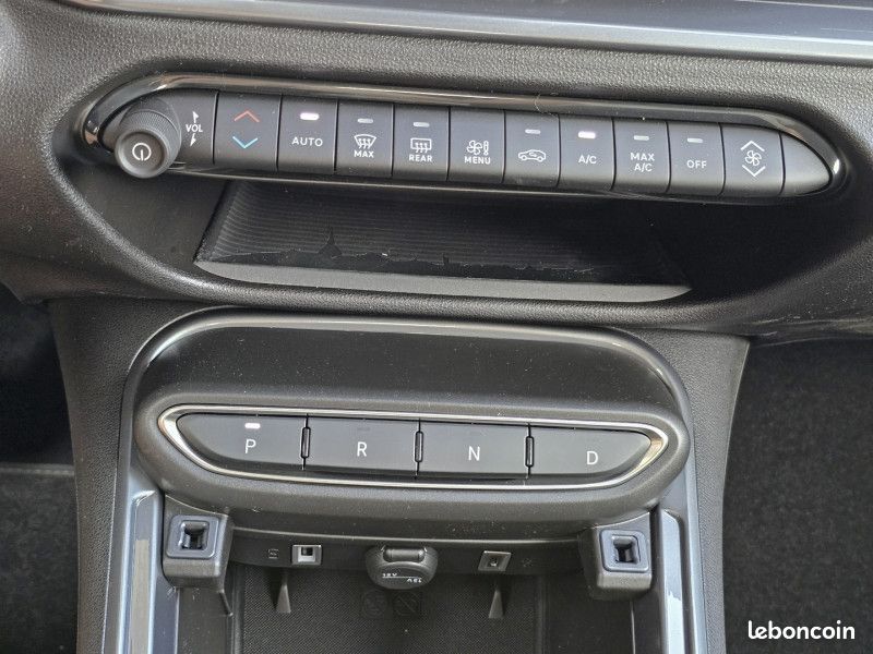 Fiat 600 HYBRID 145CH LA PRIMA EDCT6 (image 21)