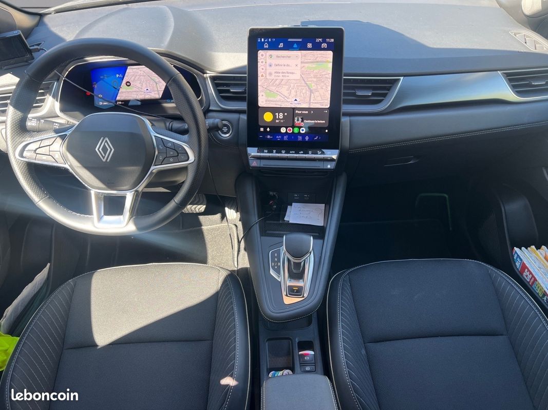 RENAULT SYMBIOZ SYMBIOZ 1.6 E-Tech full hybrid 145ch ICONIC, Apple CarPlay, Sièges et Volant Chauffants, Caméra AV (image 4)