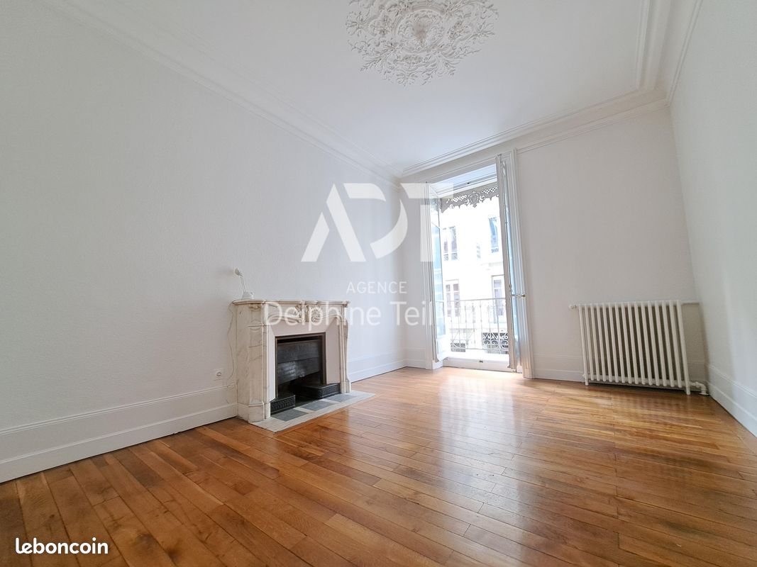 Appartement 4 pièces 100 m² · à Grenoble · 100 m² · 1 306 €