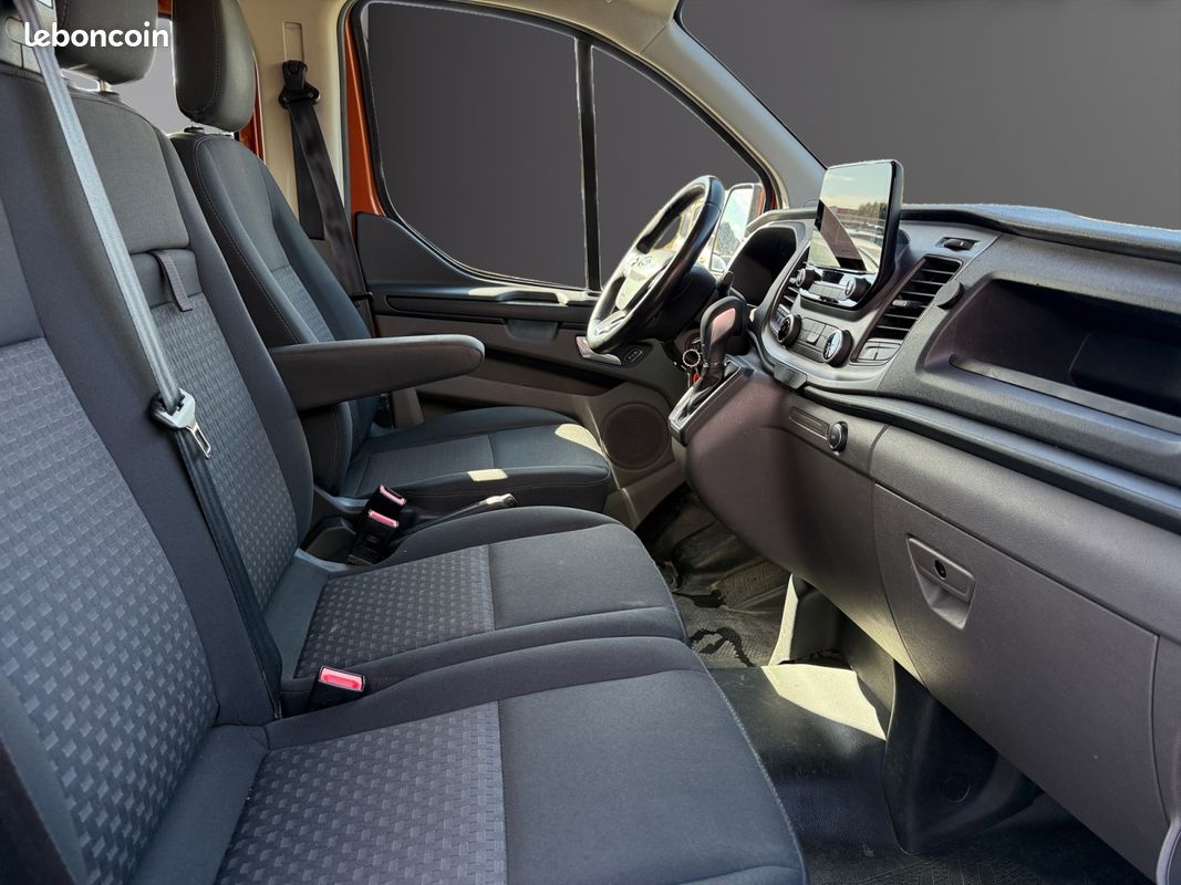 Ford transit custom l2h1 2.0 ecoblue 130 limited bva garantie 12 mois (image 10)