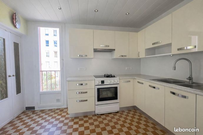 Appartement 4 pièces 79 m² — 3