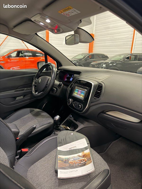 Renault Captur 1.3 TCe 130 Intens (image 5)