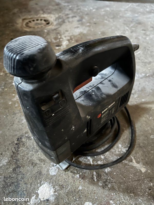 Scie sauteuse Black and Decker 350W (image 1)