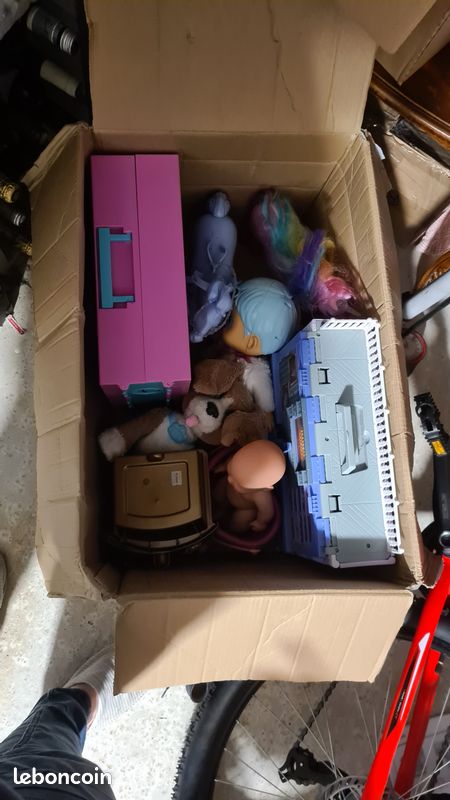 Carton jouets (image 1)