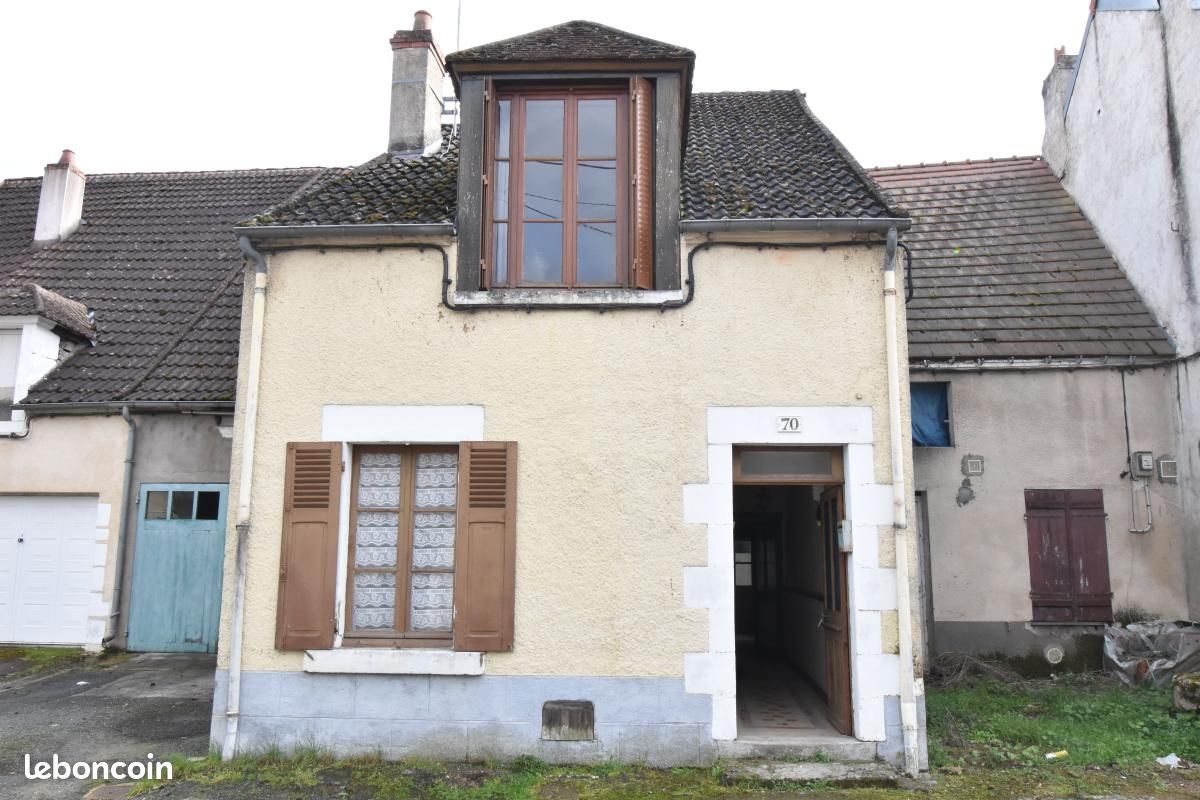 Maison 2 pièces 59 m² · à Cosne-Cours-sur-Loire · 59 m² · 35 000 €