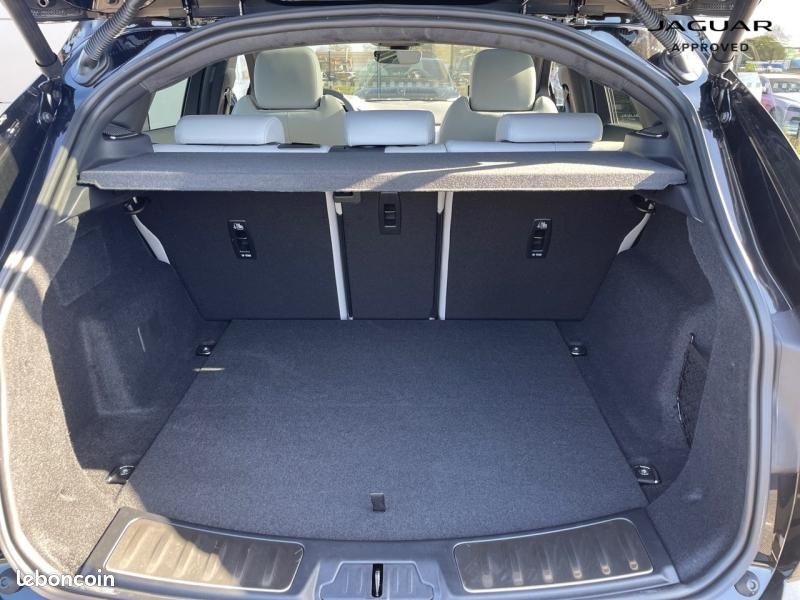 Jaguar E-Pace P270e PHEV 269ch R-Dynamic HSE (image 19)