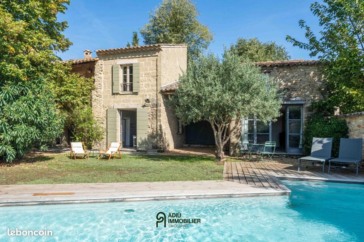 Maison 6 pièces 150 m² · à Uzès · 150 m² · 685 000 €