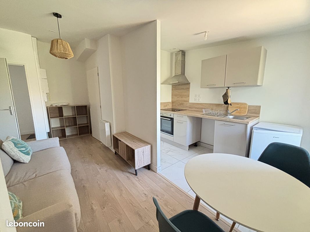 Appartement 2 pièces 30 m² · à Romans-sur-Isère · 30 m² · 495 €/mois