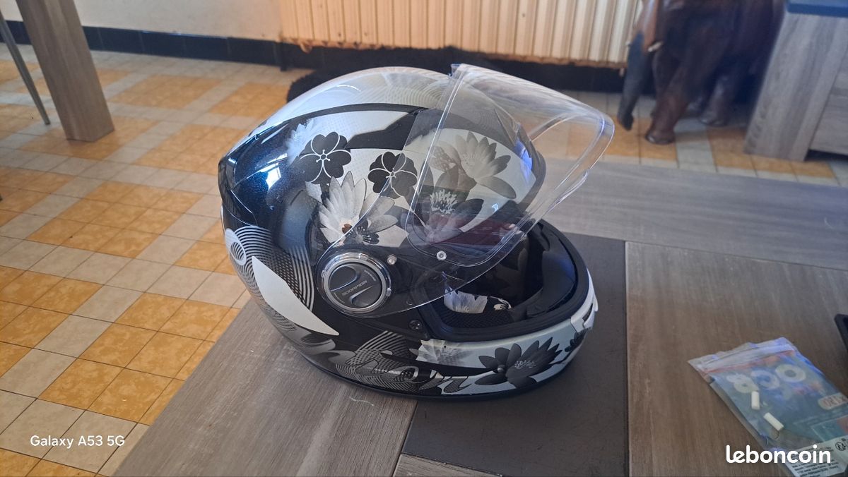 Casque femme scorpion s (image 1)