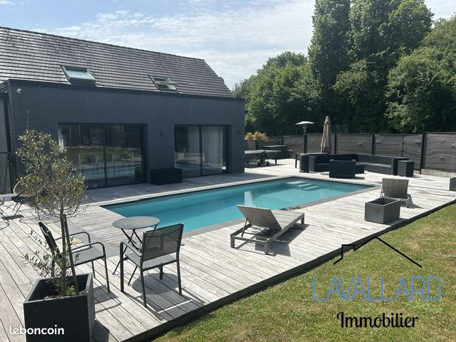 Maison 6 pièces 180 m² · à Bacouel-sur-Selle · 180 m² · 599 000 €