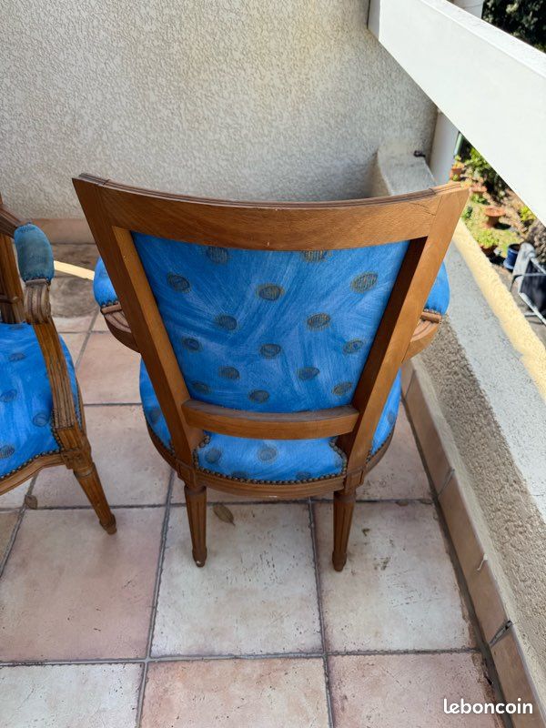 Fauteuil style Louis XVI – à restaurer (image 2)