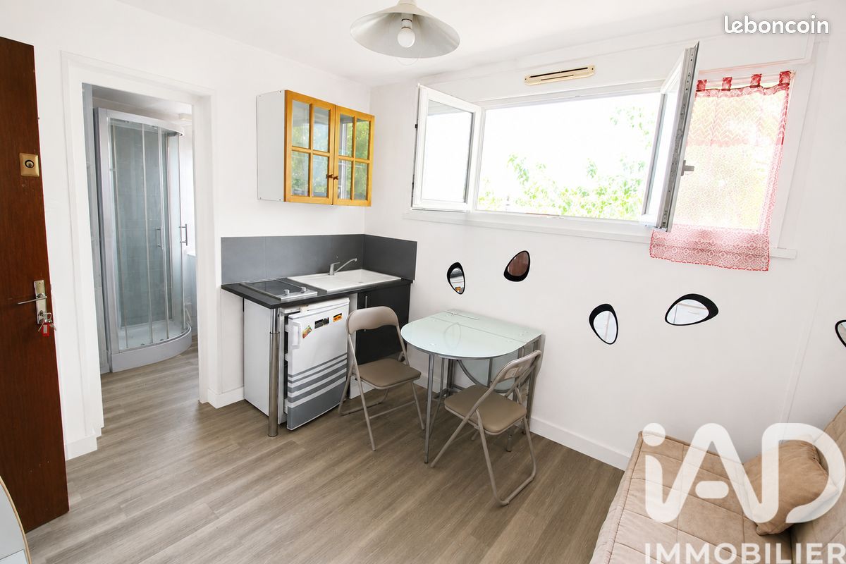 Appartement 1 pièce 14 m² · à Viry-Châtillon · 14 m² · 76 000 €