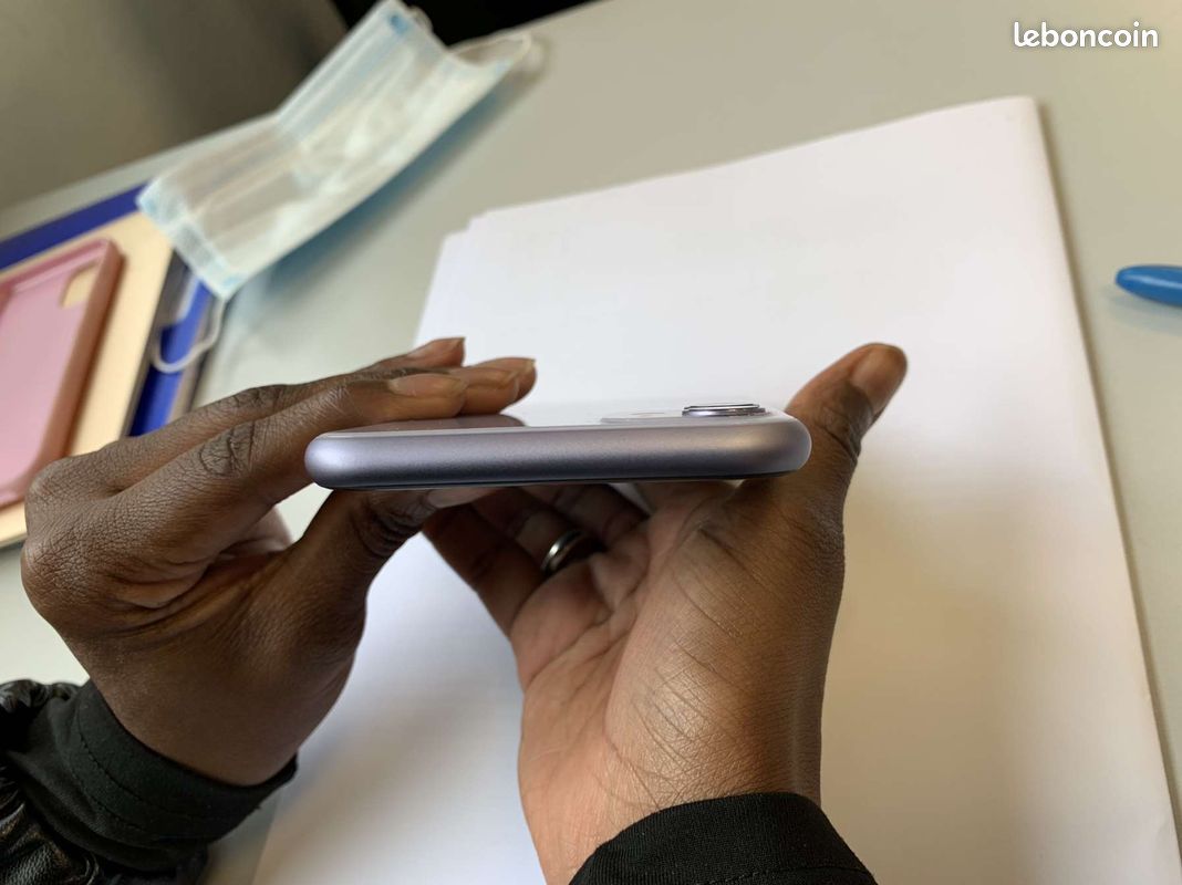 IPhone 11 (image 5)