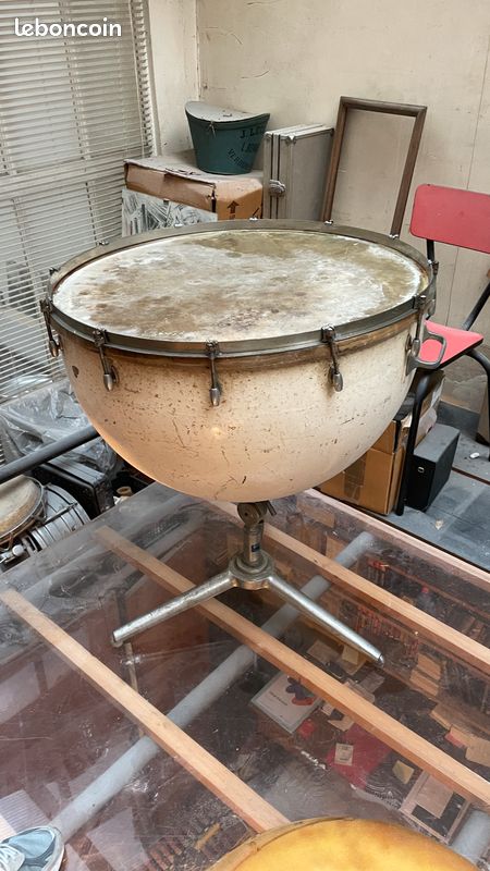 Lot de batteries et percussions vintage (image 4)