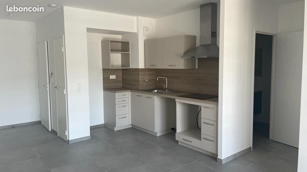 Appartement a louer sainte-foy-les-lyon - 3 pièce(s) - 57 m2 - Surfyn