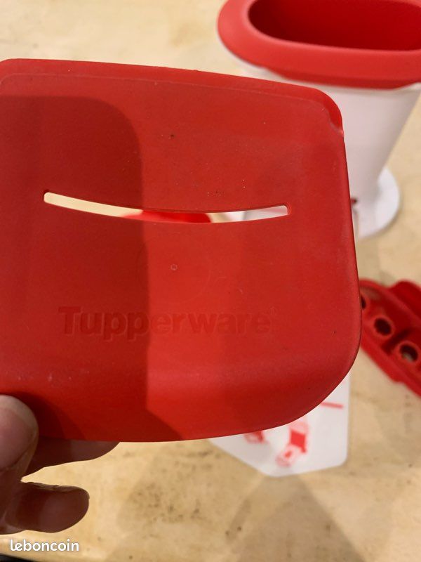 TUPPERWARE CROUSTY PARTY complet - gnocchis churros croquettes TBE