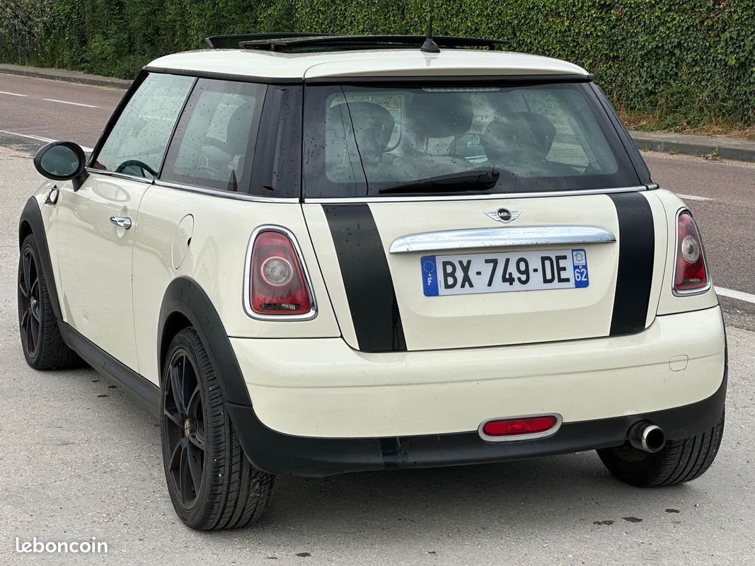 MINI MINI ONE 1.4i 95cv génération 2 r56 (image 4)