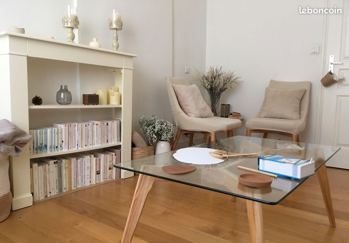 Table basse rectangulaire en verre (image 1)
