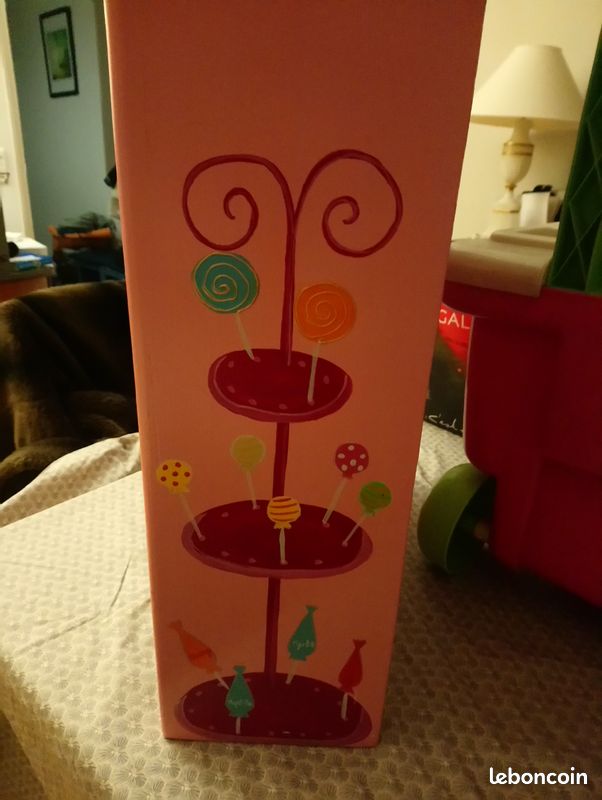 Armoire à bonbons ou autres surprises (image 3)