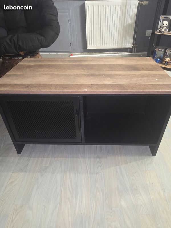 Table basse (quelque marque d'usure) (image 1)
