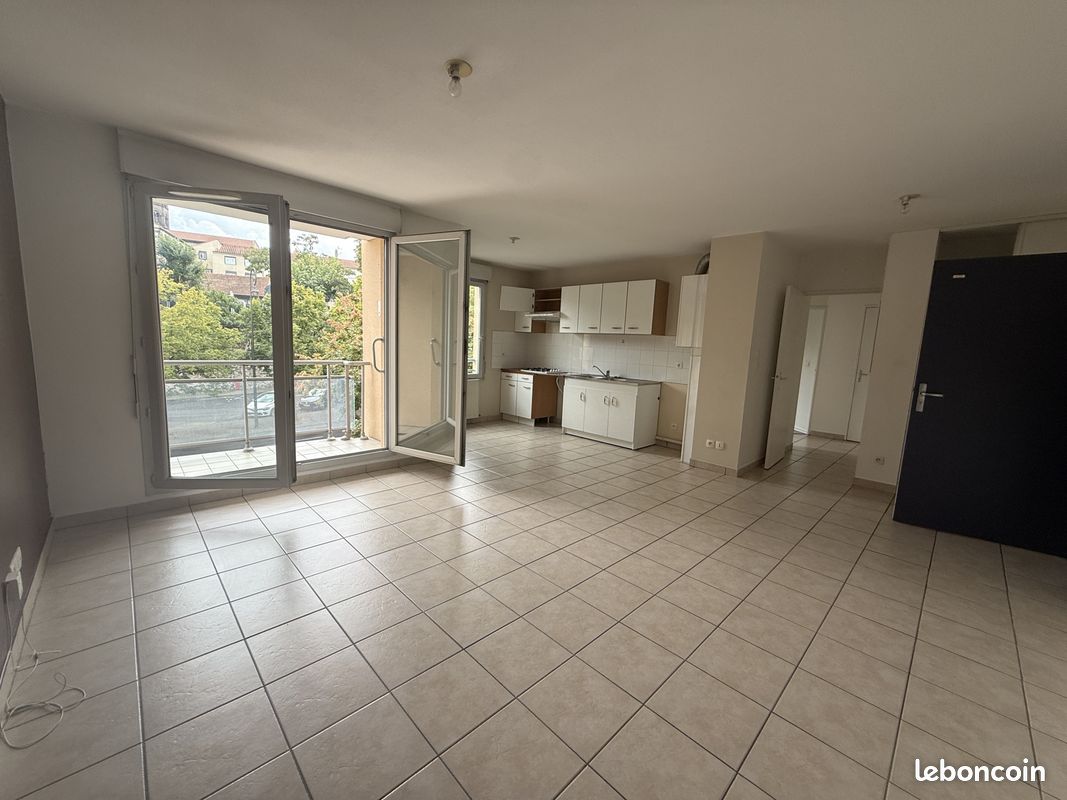Appartement 3 pièces 62 m² · à Riom · 62 m² · 690 €/mois