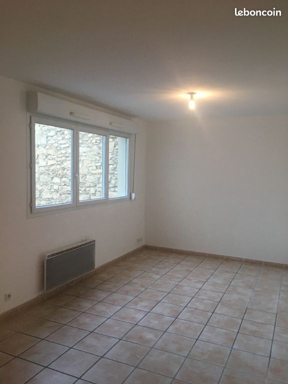 Studio 1 pièce 27 m² (image 1)