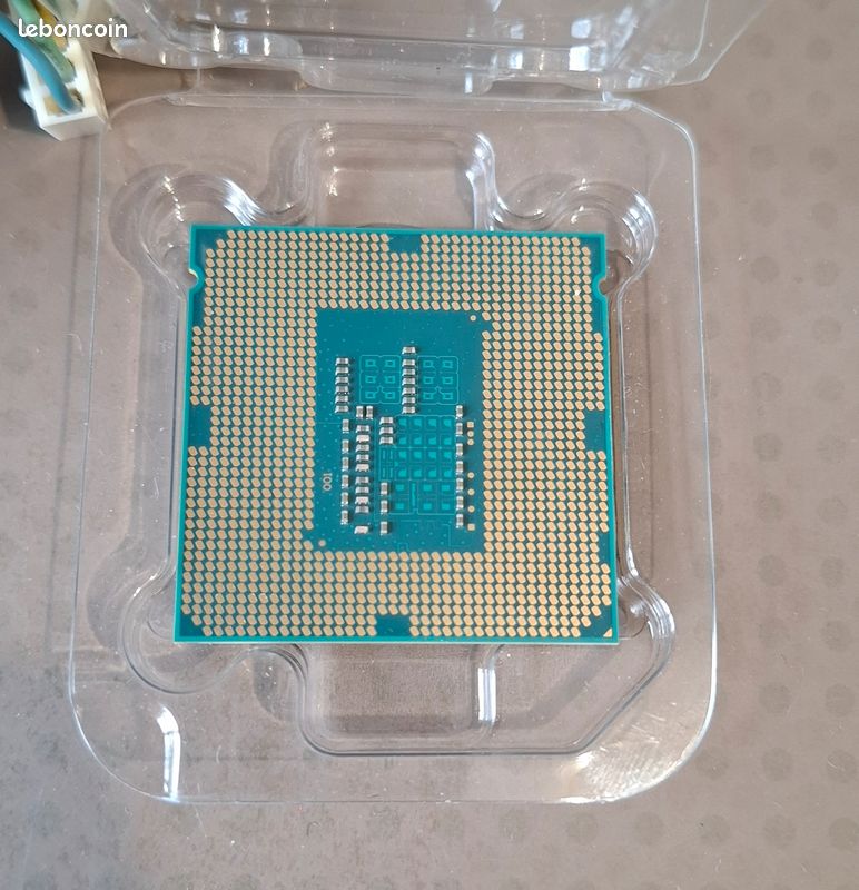 Intel Core i3 4350 LGA1150 en boite avec radiateur (image 4)