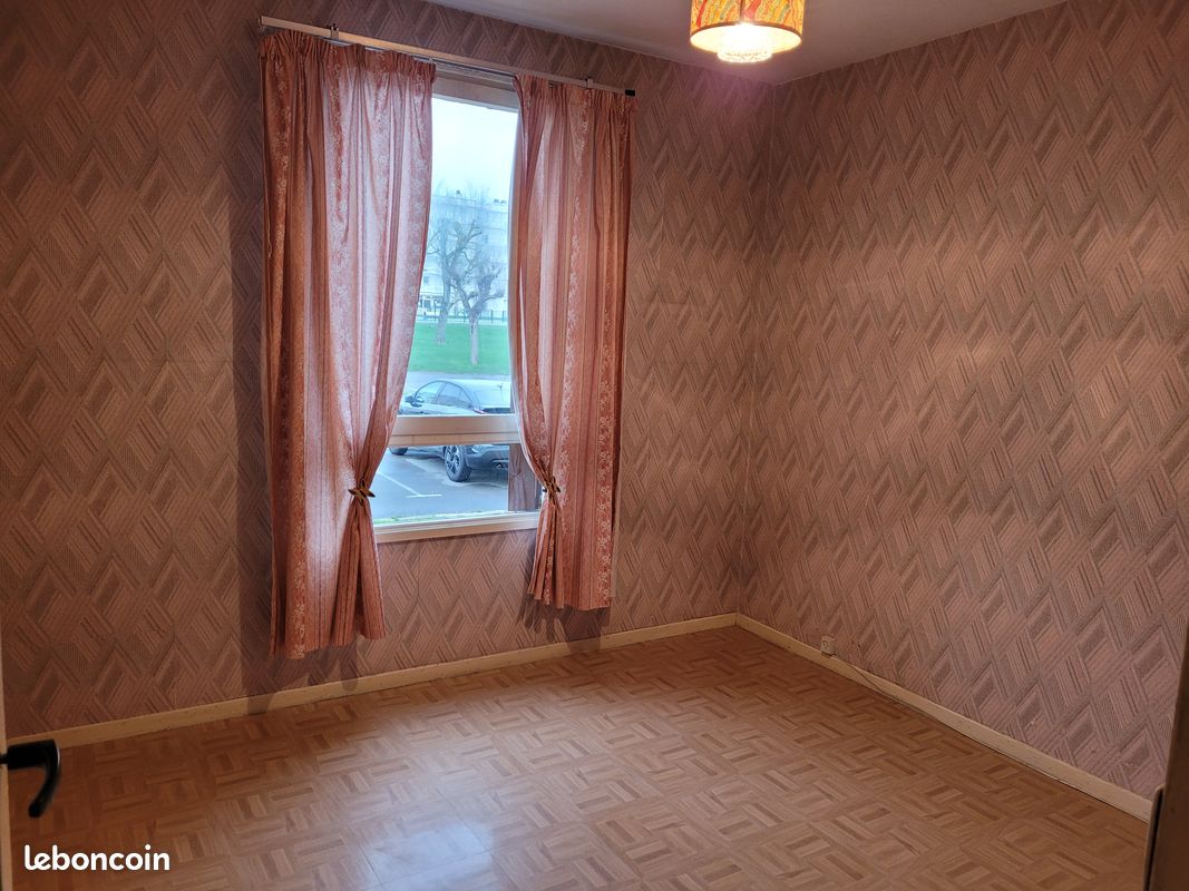 Appartement 4 pièces 66 m² · à Noyon · 66 m² · 68 000 €