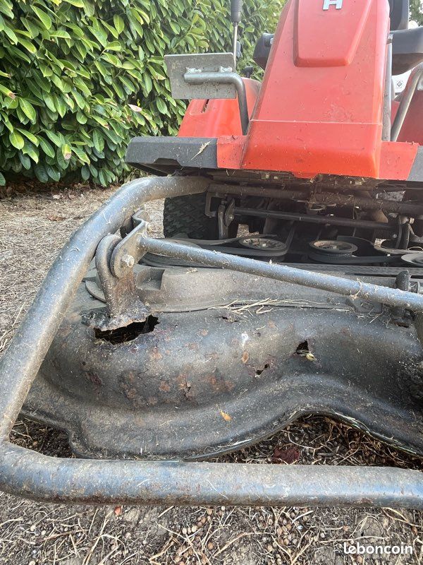 Vend tracteur tondeuse autoportée Husqvarna R111b5 (image 7)