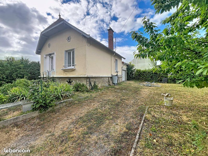 Maison 3 pièces 60 m² · à Gannat · 60 m² · 750 €