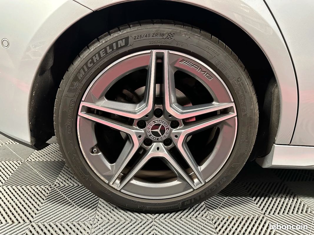MERCEDES CLASSE B 200 d 8G-DCT AMG Line | SUIVI COMPLET MERCEDES | VIDANGE DE BOITE OK | TOIT OUVRANT 19880 (image 34)