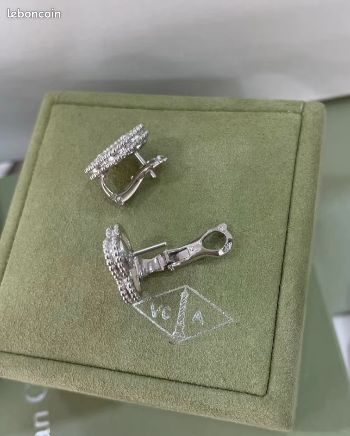 Boucles d'oreilles VCA (image 4)