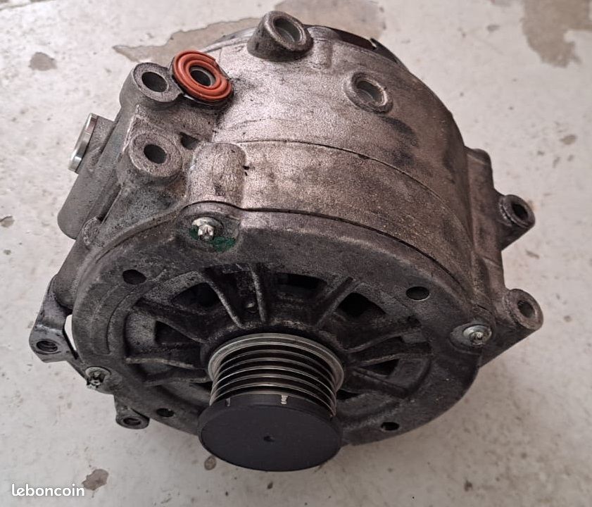 Alternateur Mercedes ML 500 5.0L V8 - Pièce D'occasion, Garantie 12 Mois, Référence Moteur 113.964