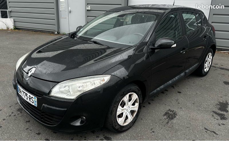 Mégane iii dci 85 eco2 expression (image 1)