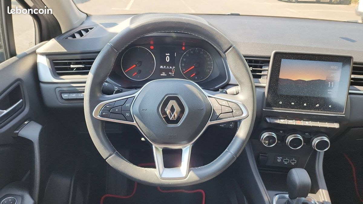 Renault Captur 1.5 Blue dCi 115 EDC7 Business (image 24)