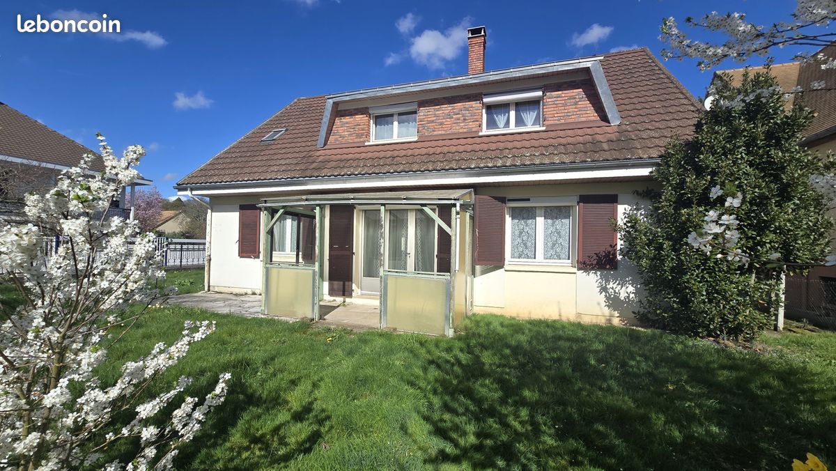 Maison 8 pièces 146 m² · à Limours · 146 m² · 349 000 €