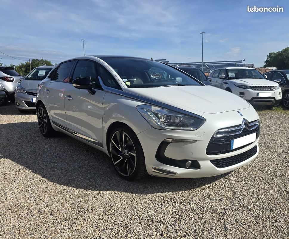 CITROËN DS5 2.0 HDi 163 cv Boîte auto (image 4)
