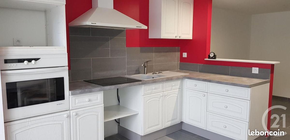 Appartement 3 pièces 73 m² · à Maen Roch · 73 m² · 590 €/mois